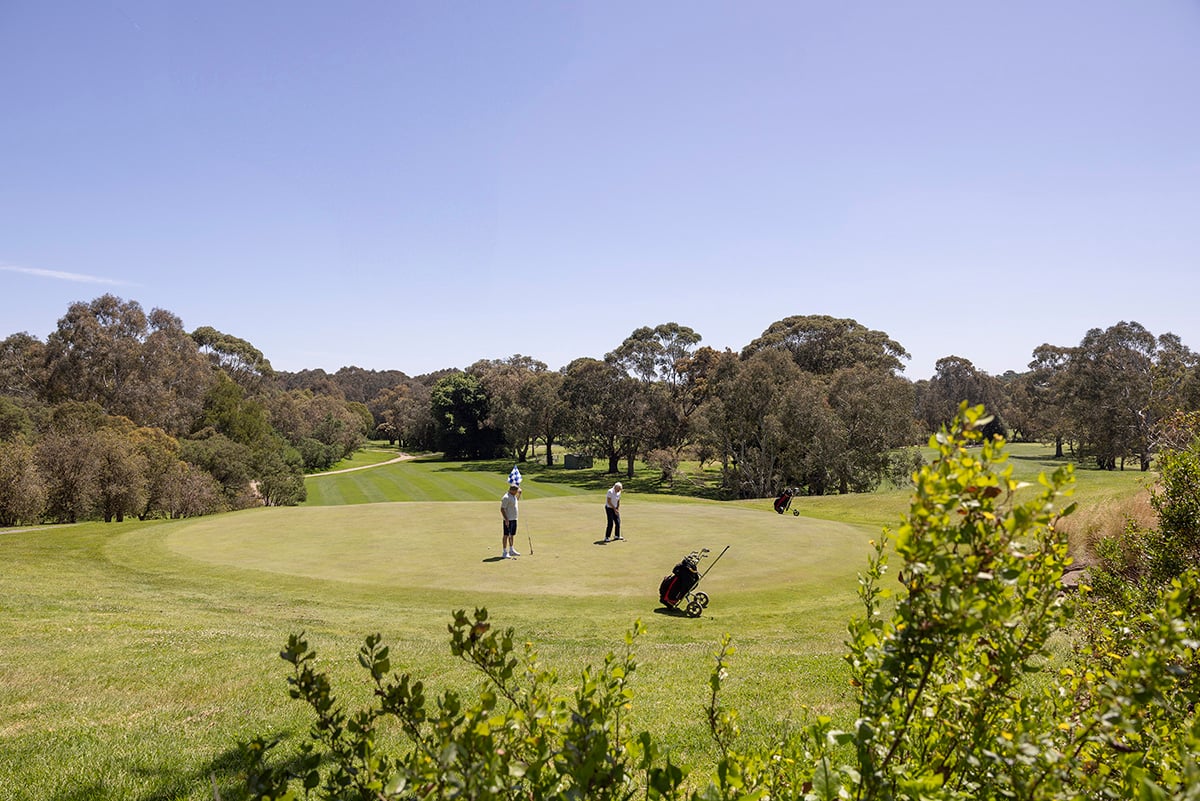 St. Francis residents playing golf at Ivanhoe Golf Course
